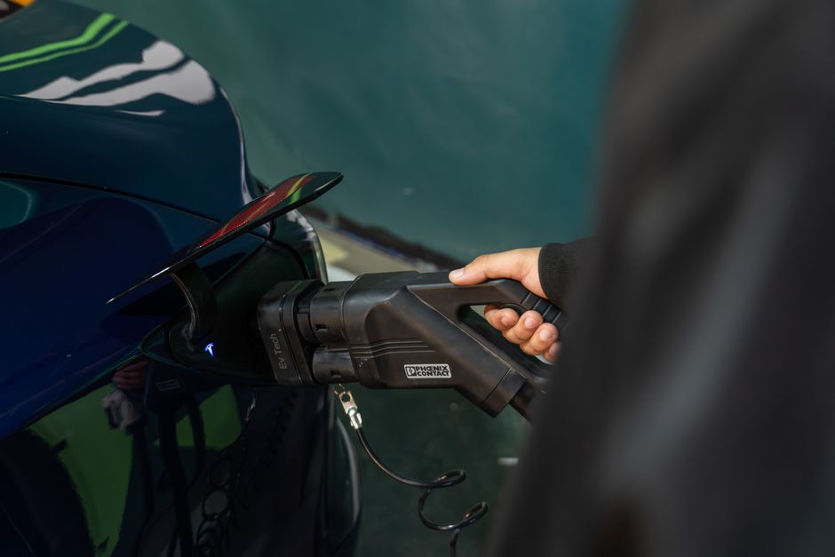 The Future of Electric Vehicle Battery Suppliers