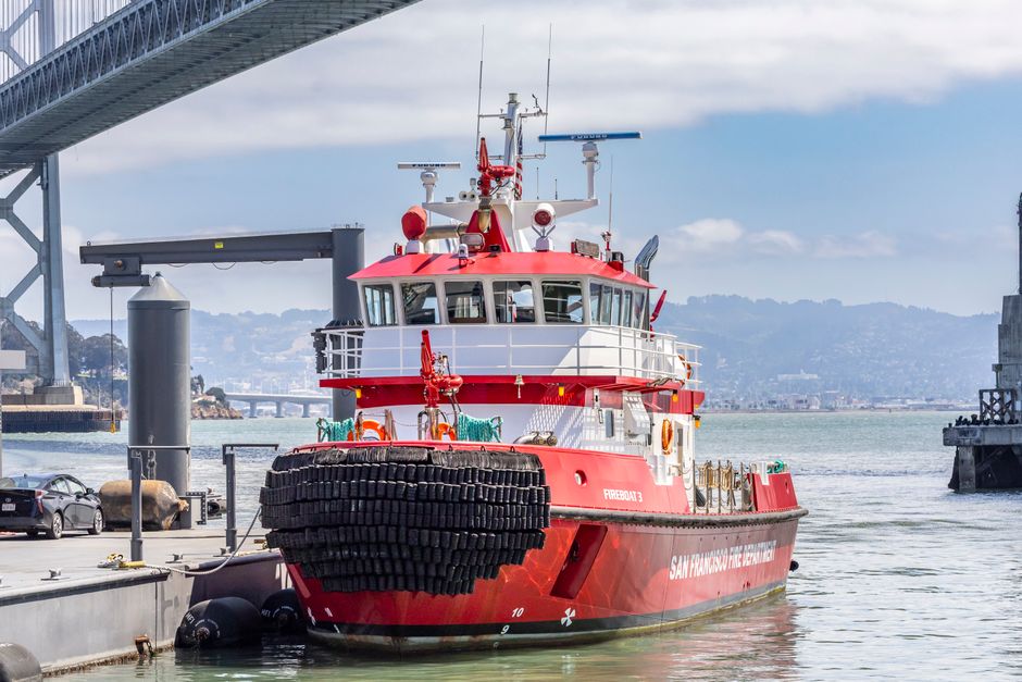 The Essential Guide to Boat Detailing Services