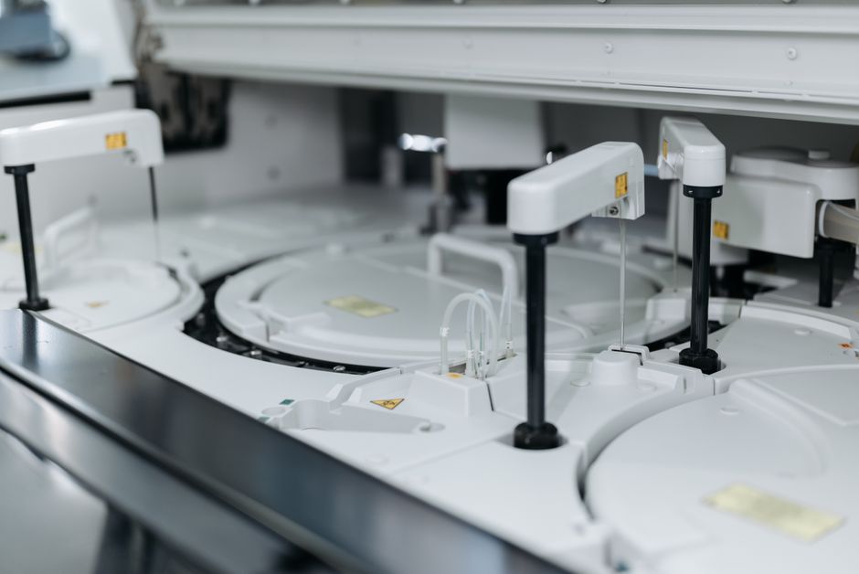 La importancia de los equipos de laboratorio clínico en el diagnóstico médico