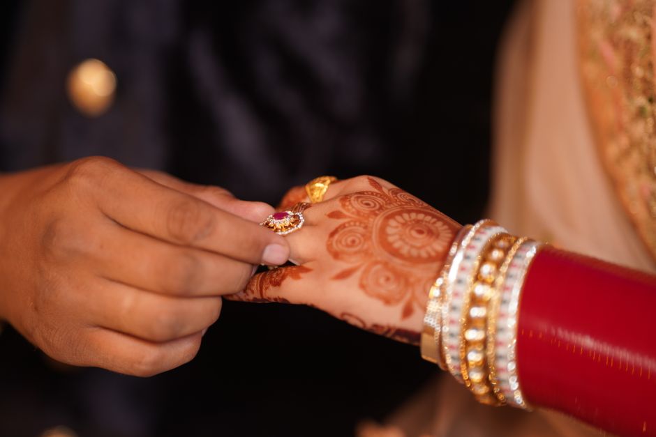 The Ultimate Guide to Custom Engagement Rings: Crafting Your Unique Love Story